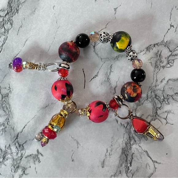 Handmade Charm Bracelet with Hand-Painted Beads & Wire-Wrapped Accents 6-7 3410 - Picture 6 of 7